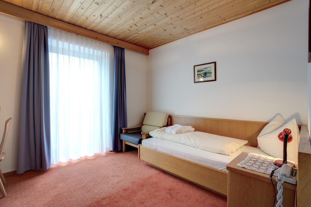 Good Life Hotel Zirm Obereggen Værelse billede